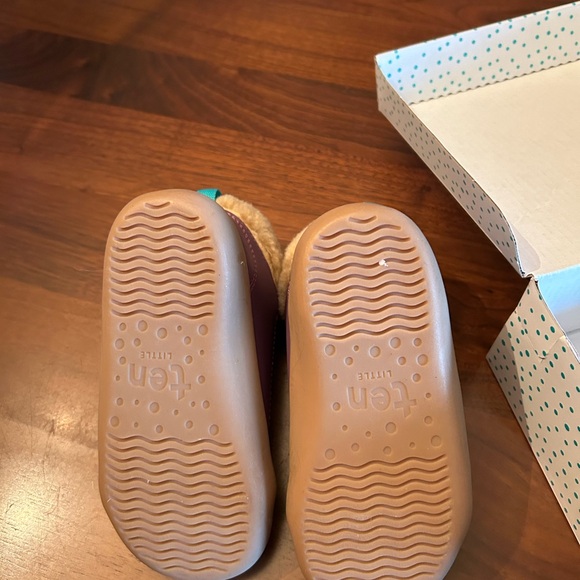 Ten Little Furry High Top Boots, Purples, Size 9 - Picture 3 of 5